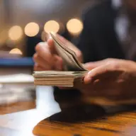 Credit pentru bunuri vs credit pentru nevoi personale. Diferențe specifice