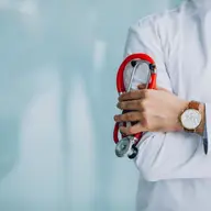 5 aspecte importante atunci când cumperi un pat de spital
