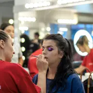 Începe o nouă carieră în Machiaj - Academia Reflexovital