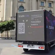 Revoluționează modul în care ajungi la clienți cu publicitatea mobilă LED