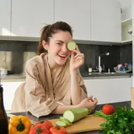 Slăbit sănătos la început de vară: cum să ai mese sățioase fără să numeri calorii