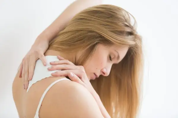 Cum te ajută plasturii antiinflamatori?