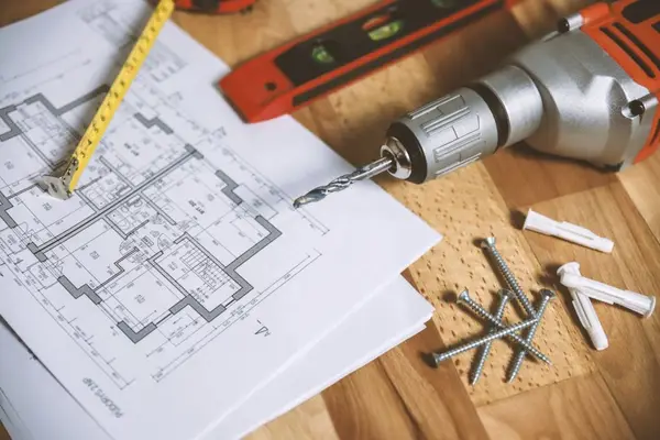 Uneltele de bază care nu trebuie să lipsească din trusa ta de bricolaj